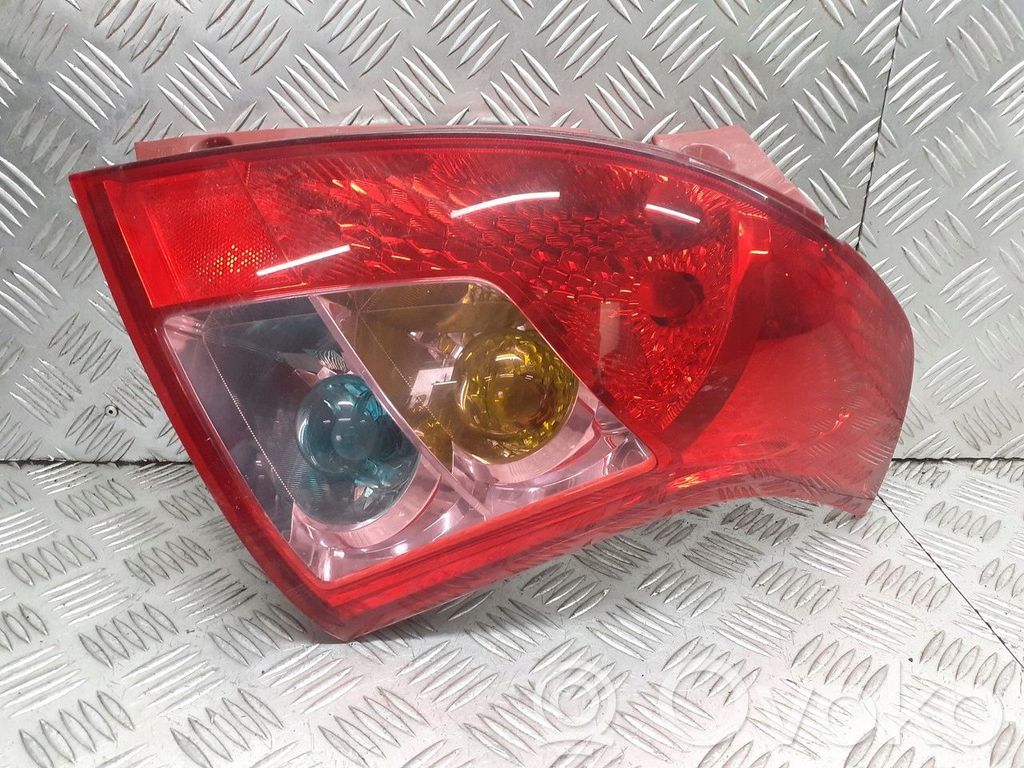 Suzuki Swift I Set feux arrière / postérieurs