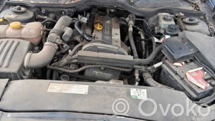 Opel Omega B2 Motor 