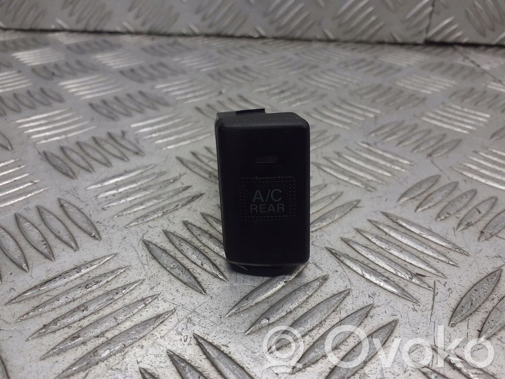 Interruptor del sensor de aparcamiento (PDC)   937203A000