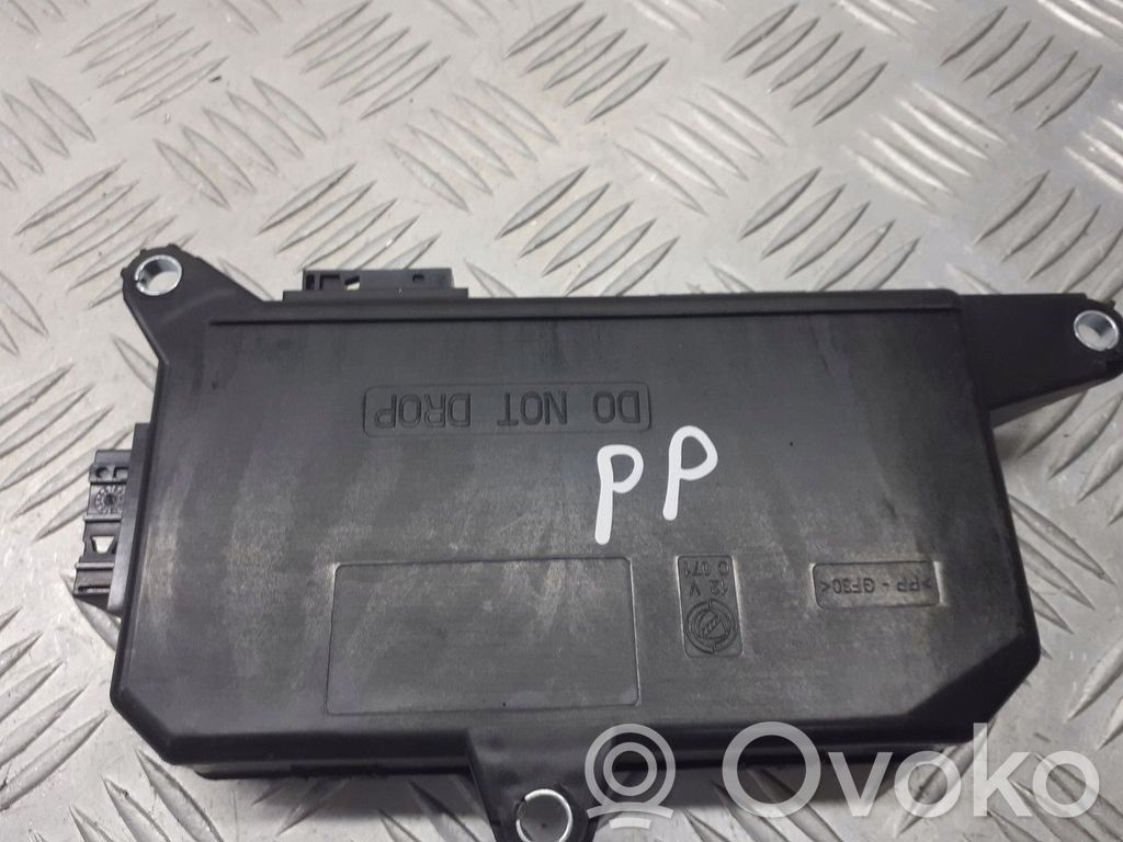 Unidad de control/módulo de la puerta   51796699