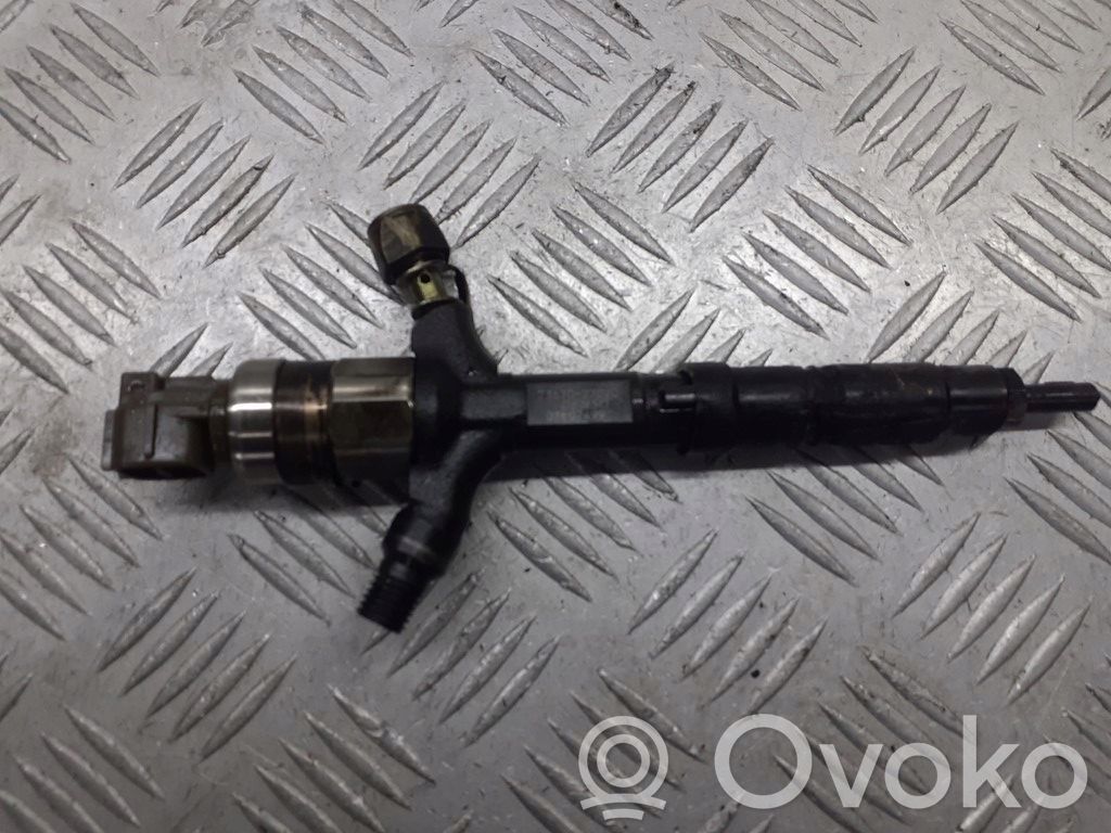 Toyota Corolla E120 E130 Polttoainesuutinsarja 