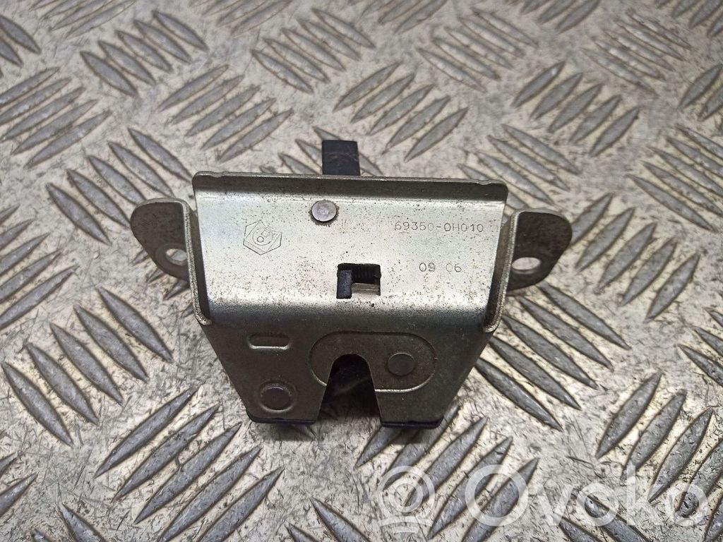 Toyota Aygo AB10 Cârlig/încuietoare capotă motor