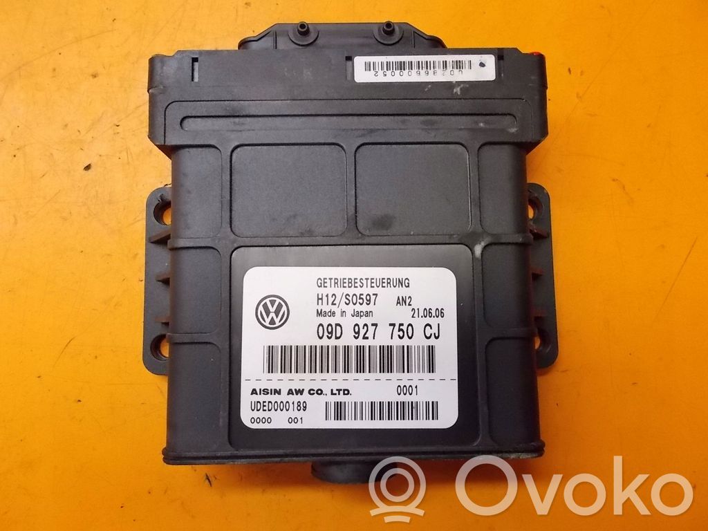 Unidad de control/módulo del motor   09D927750CJ