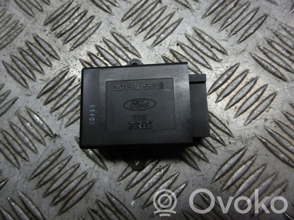 Módulo de luz LCM   3S7T17D539AB