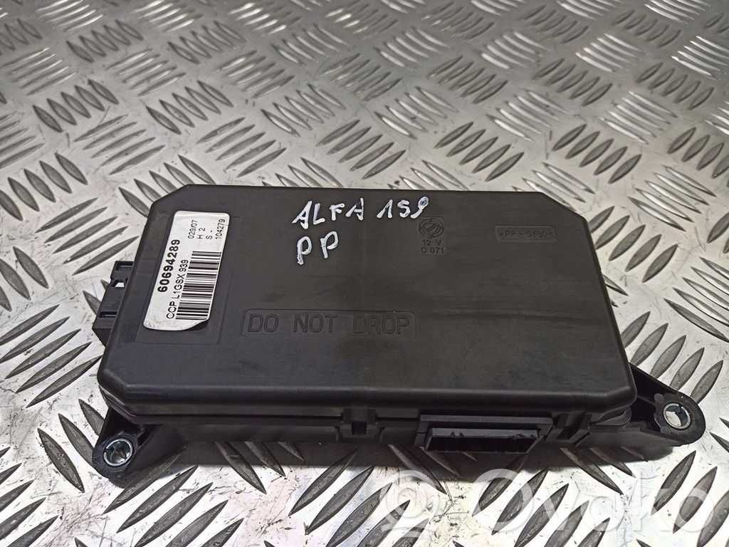 Unité de commande module de porte   60694289