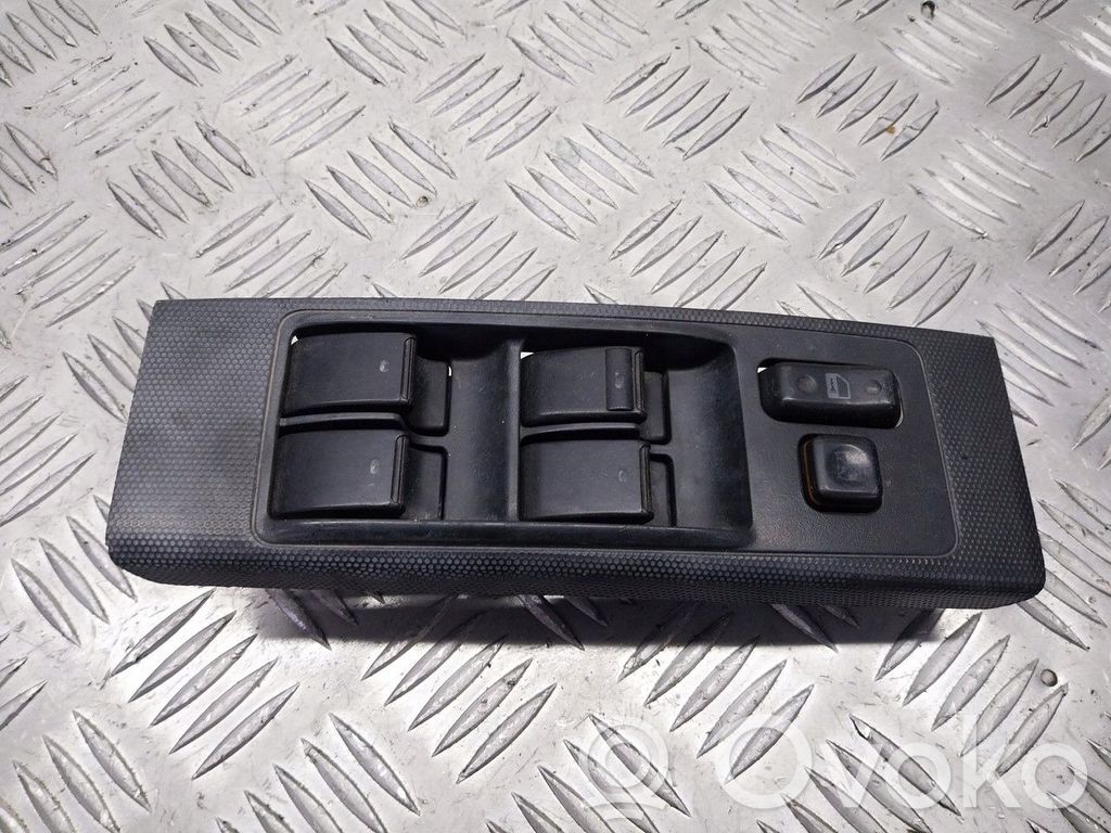 Toyota Corolla Verso AR10 Support bouton lève vitre porte avant