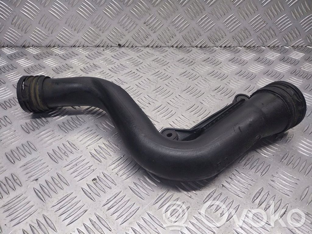 Furtun/conductă intercooler   1K0145762P