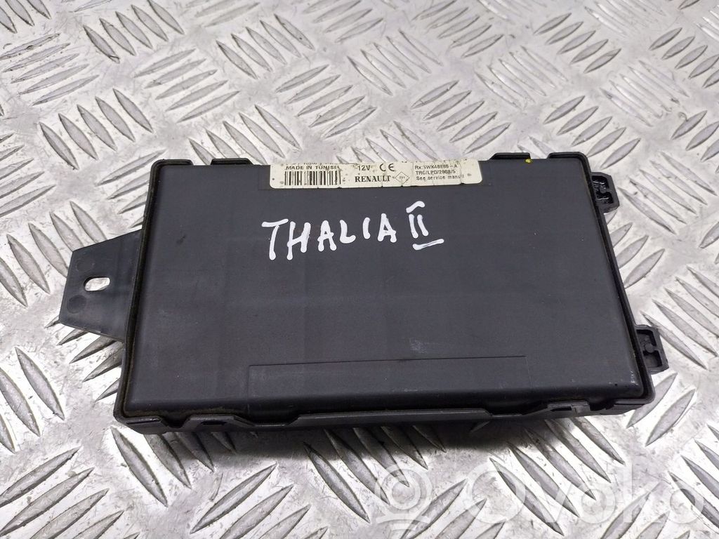 Renault Thalia II Relay mounting block 