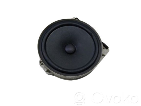 Honda CR-V Altavoz subwoofer 