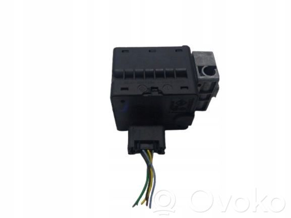 Ohjauspyörän lukitus   8200604932