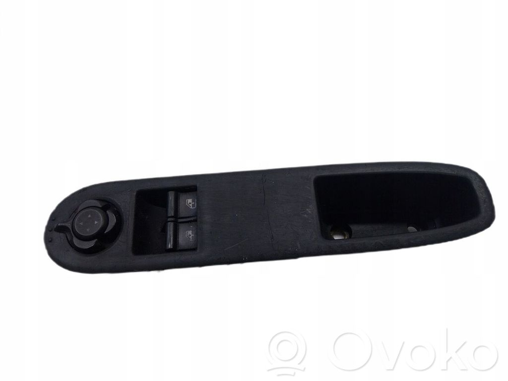 Alfa Romeo 159 Front door window switch trim 