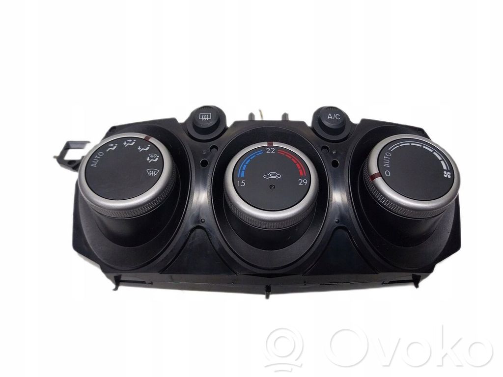 Mazda 2 Interior fan control switch 