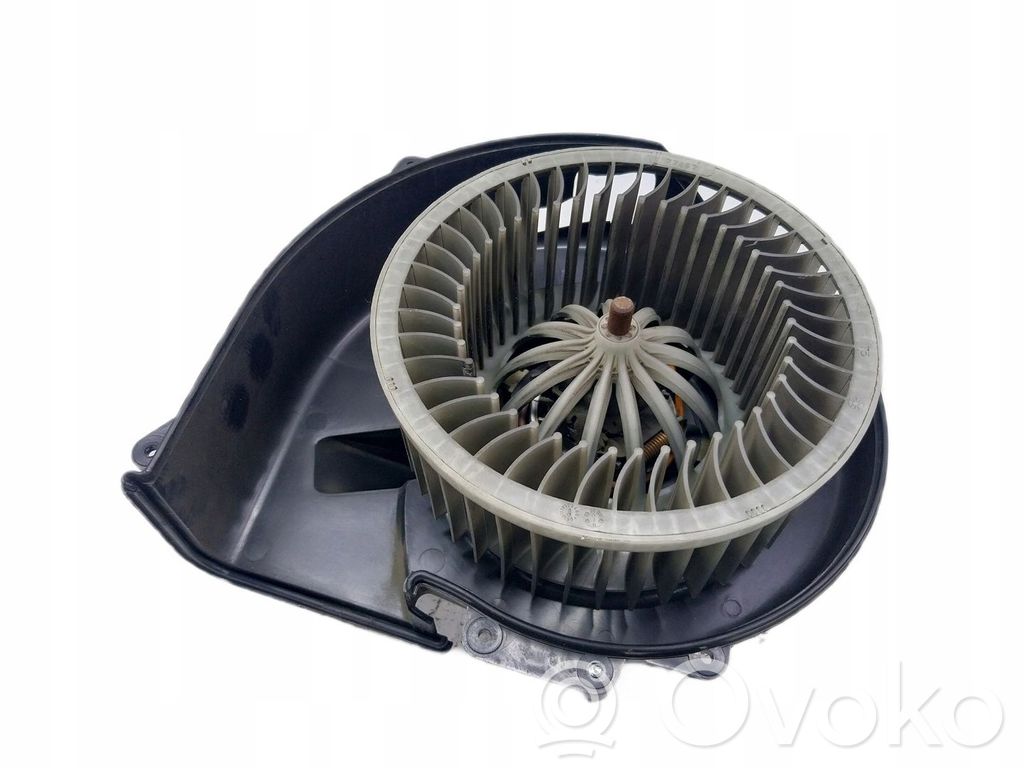 Skoda Fabia Mk2 (5J) Motore per ventilatore porta anteriore