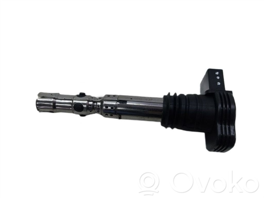 Volkswagen PASSAT B5.5 Bobină aprindere 