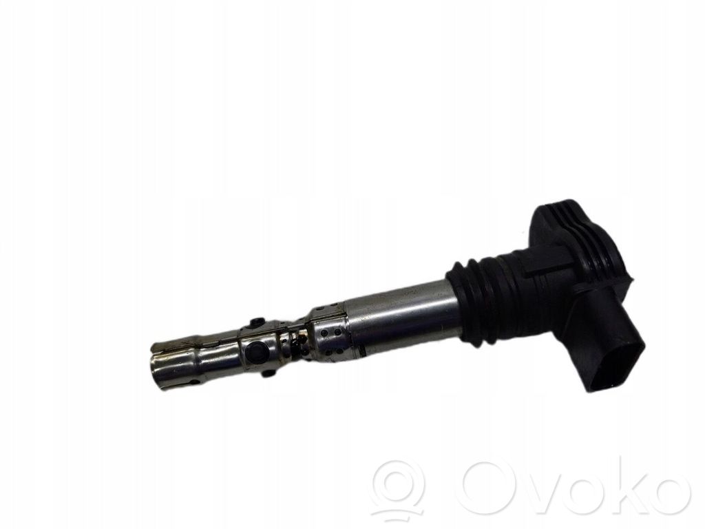 Audi A4 S4 B6 8E 8H Bobină aprindere 