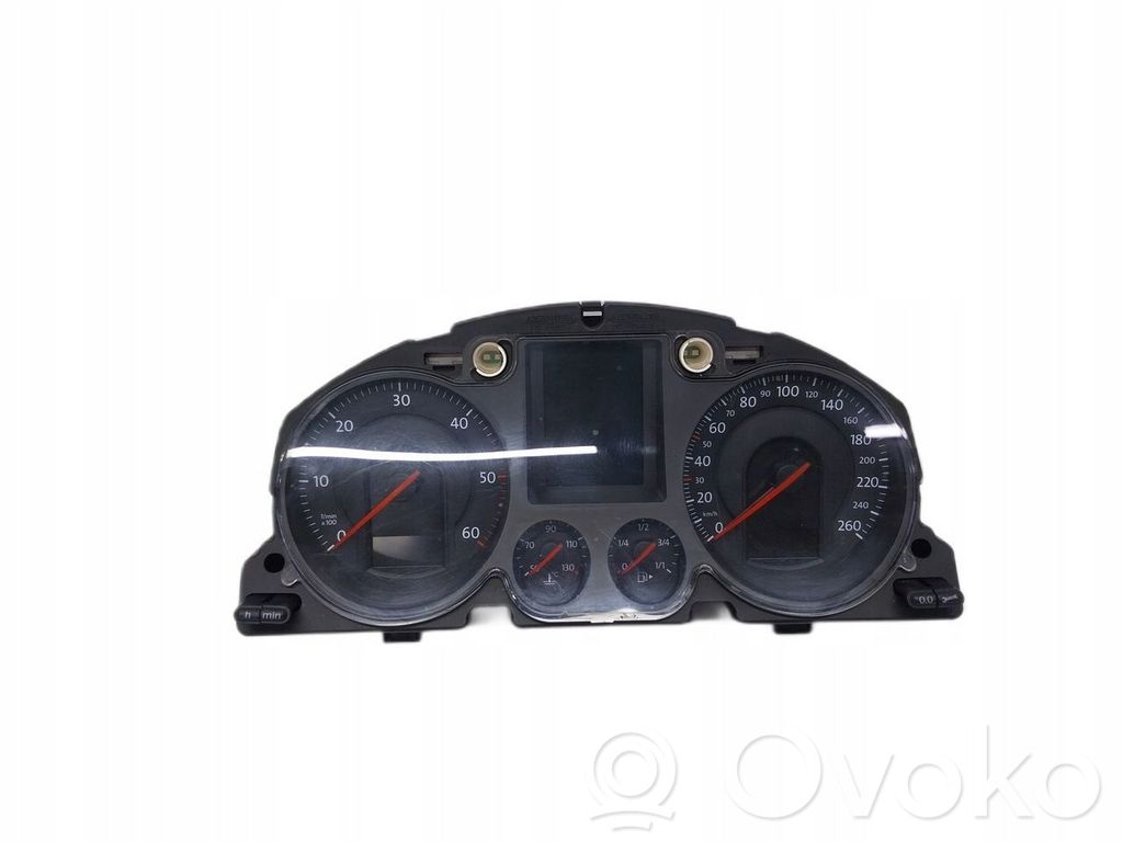 Volkswagen PASSAT B6 Tachometer 