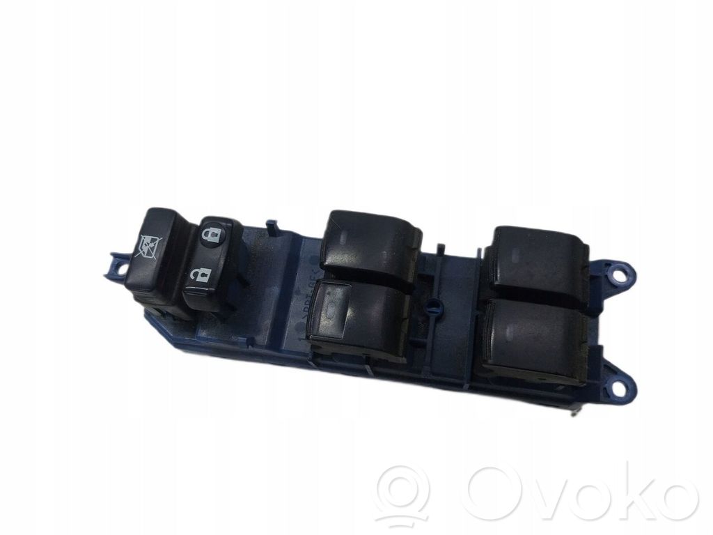 Toyota Avensis T270 Ramka przycisków otwierania szyby drzwi przednich