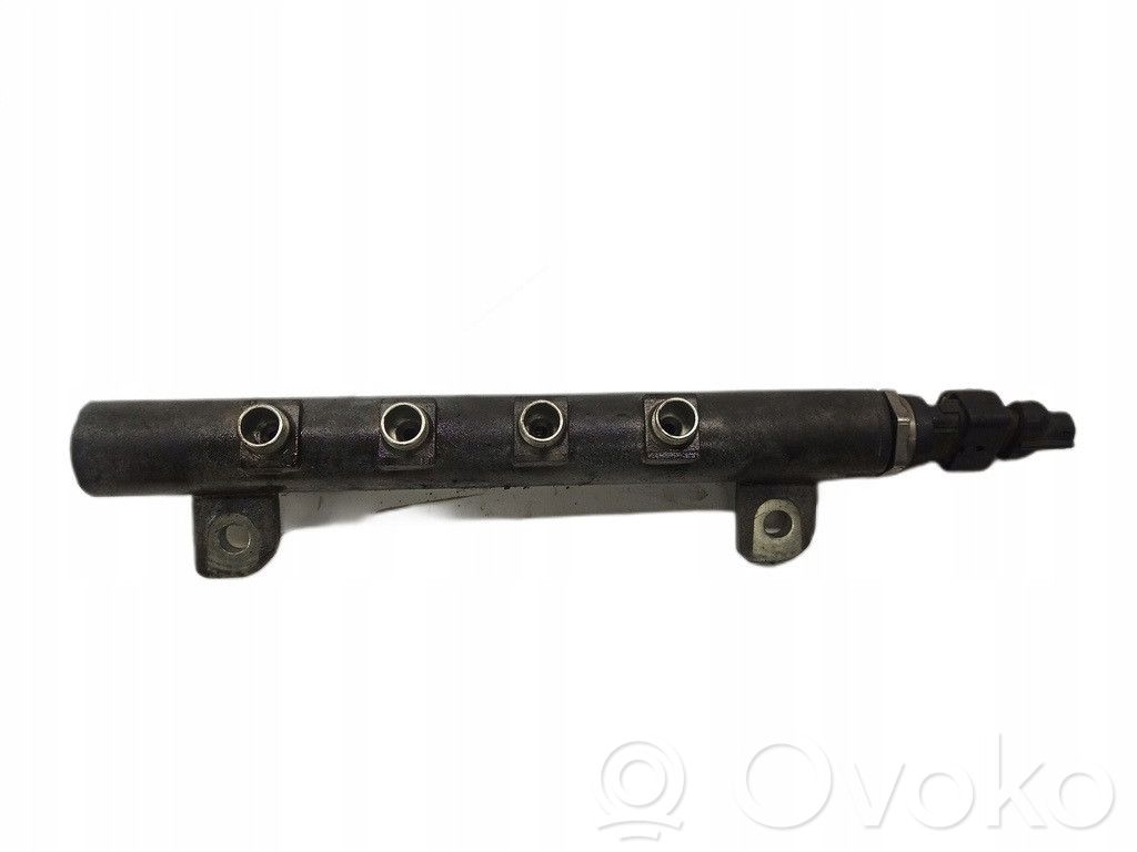 Alfa Romeo 147 Rampă alimentare injectoare 
