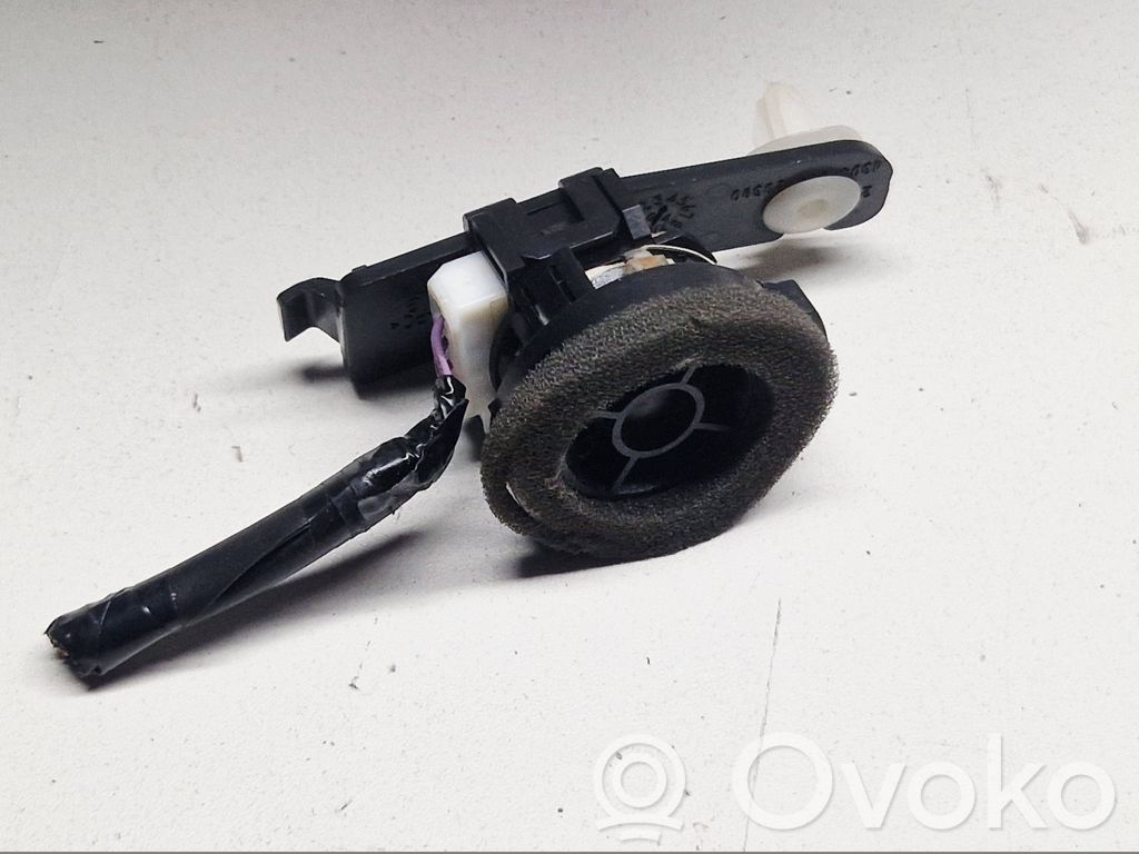 Toyota Yaris Głośnik drzwi przednich 