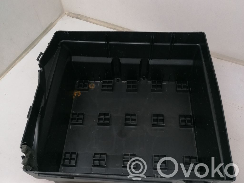 Ford Transit Support boîte de batterie 