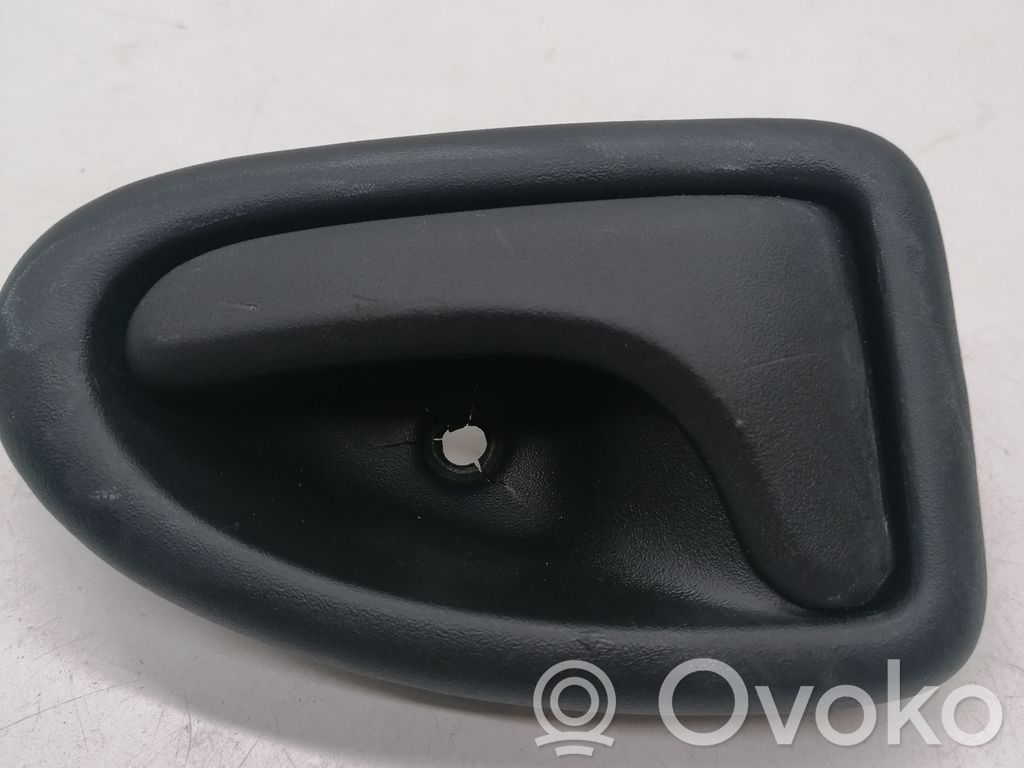 Opel Vivaro Loading door interior handle 