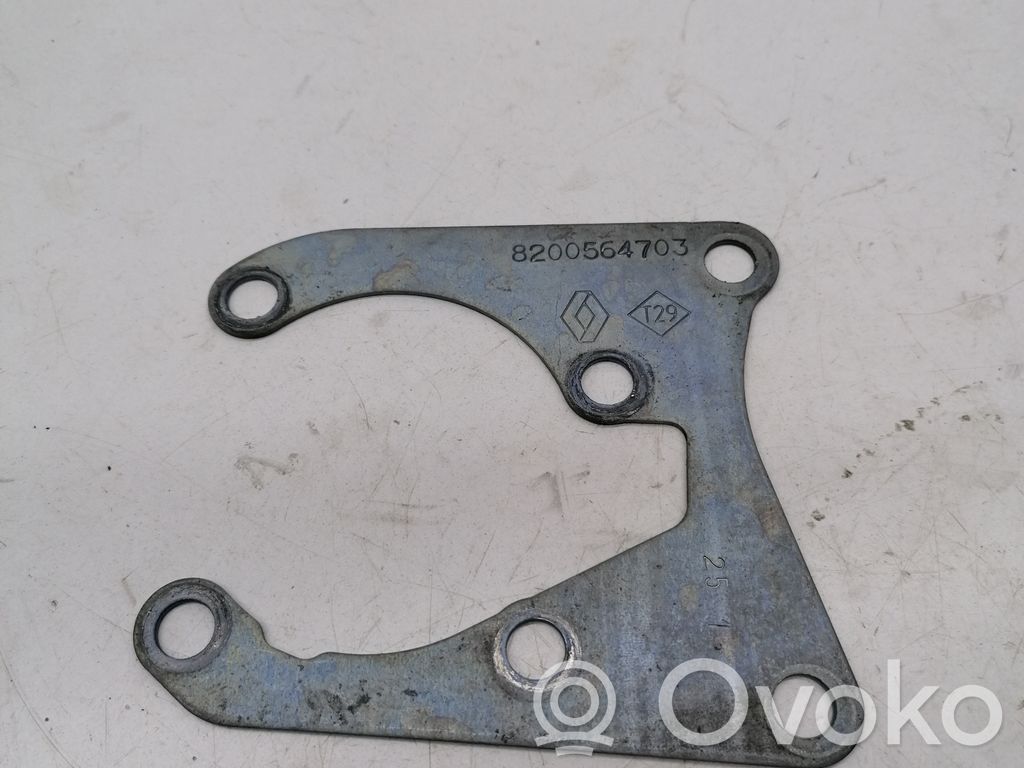 Other engine part   8200564703