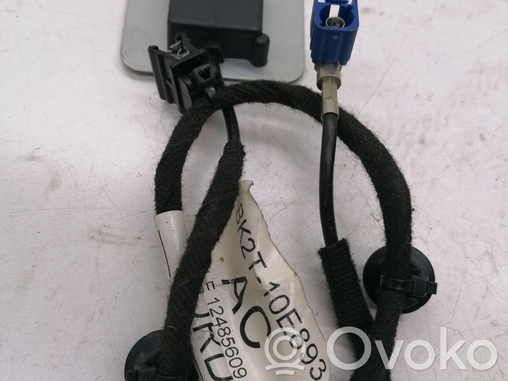 Ford Transit Custom Aerial GPS antenna 