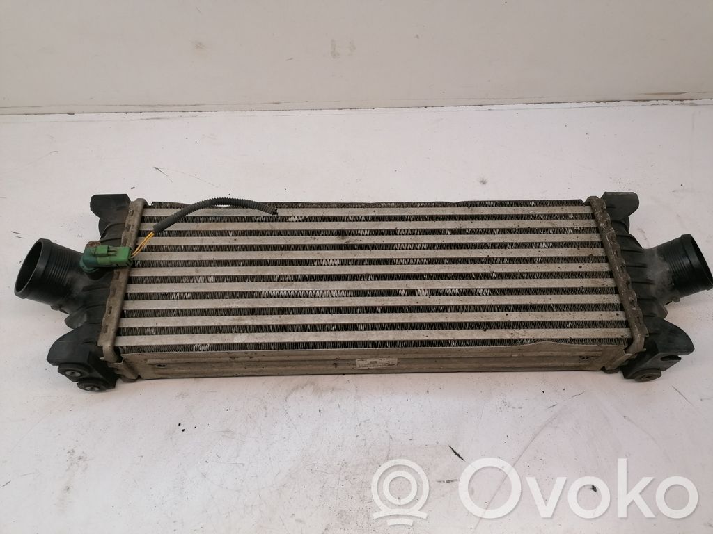 Ford Transit Interkūlerio radiatorius 