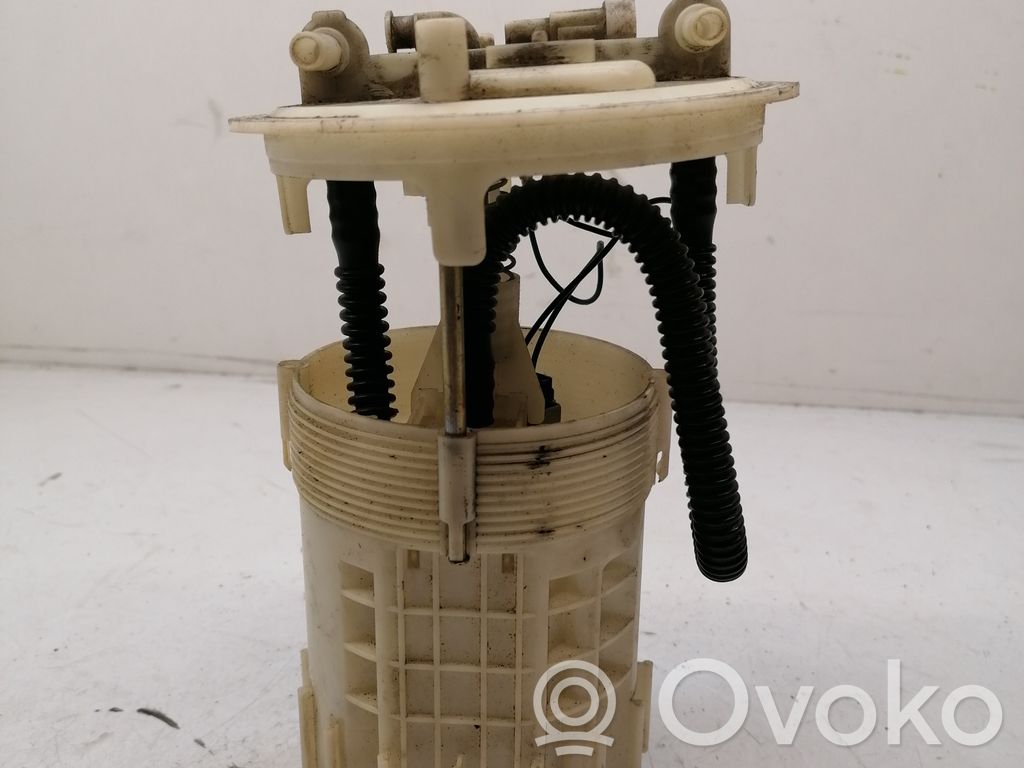 Opel Vivaro Bomba interna de combustible 