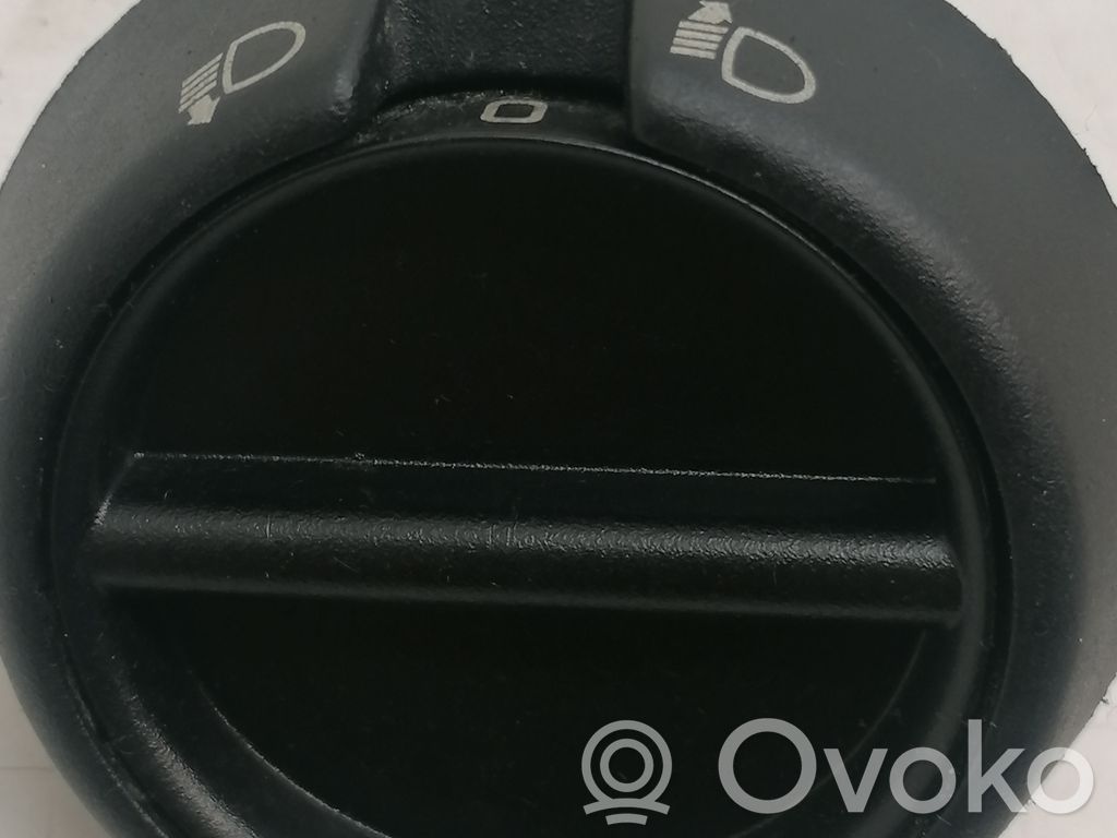 Renault Master II Headlight level height control switch 