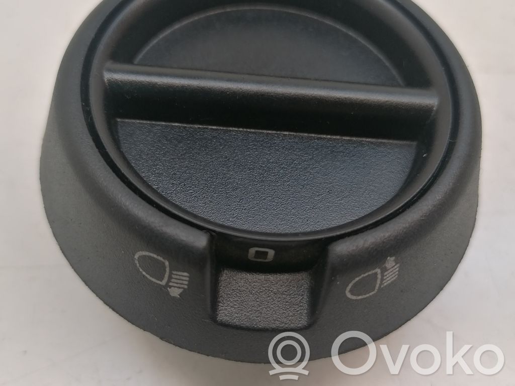 Renault Master II Headlight level height control switch 