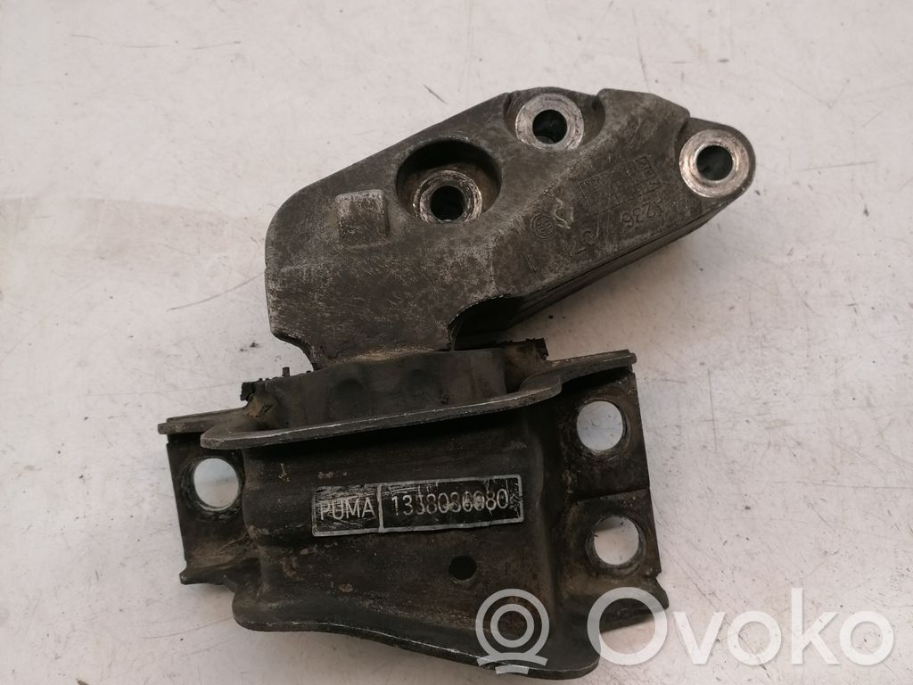 Peugeot Boxer Engine mount bracket 