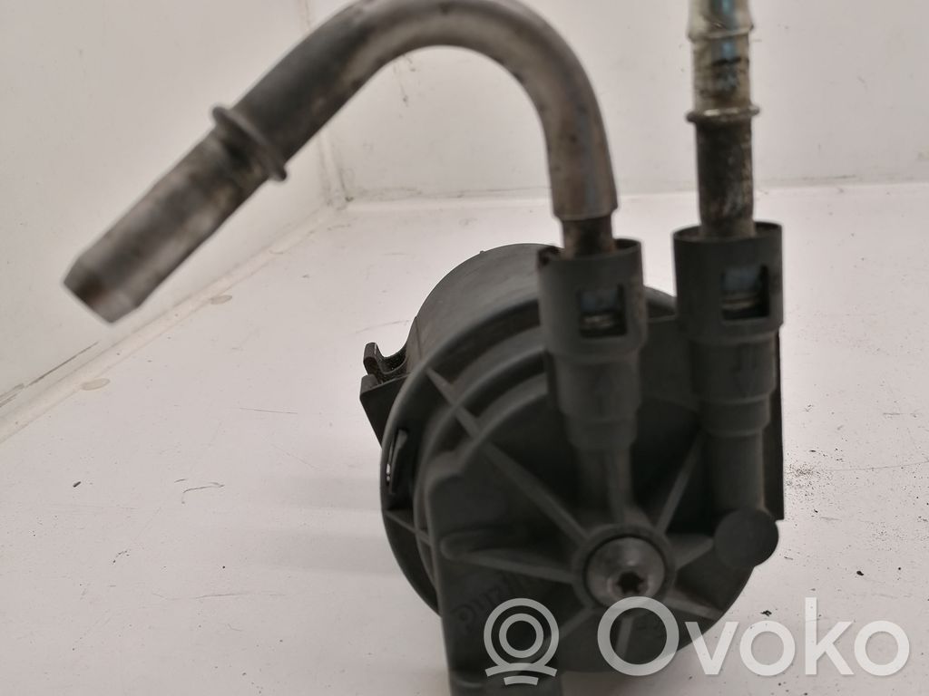Opel Vivaro Fuel filter 