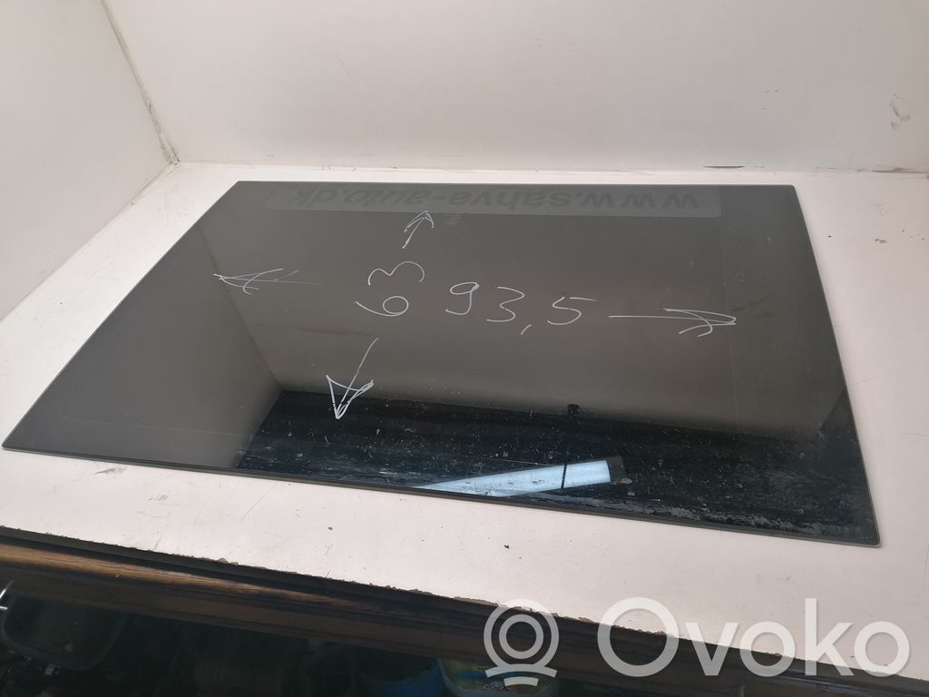 Ford Transit Side middle window/glass 