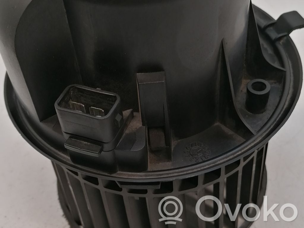 Ford Transit Mazā radiatora ventilators 