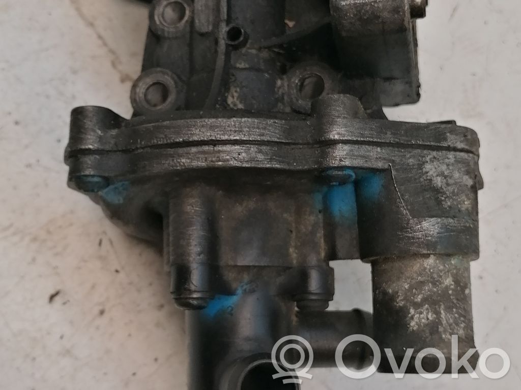 Ford Transit Vesipumppu 