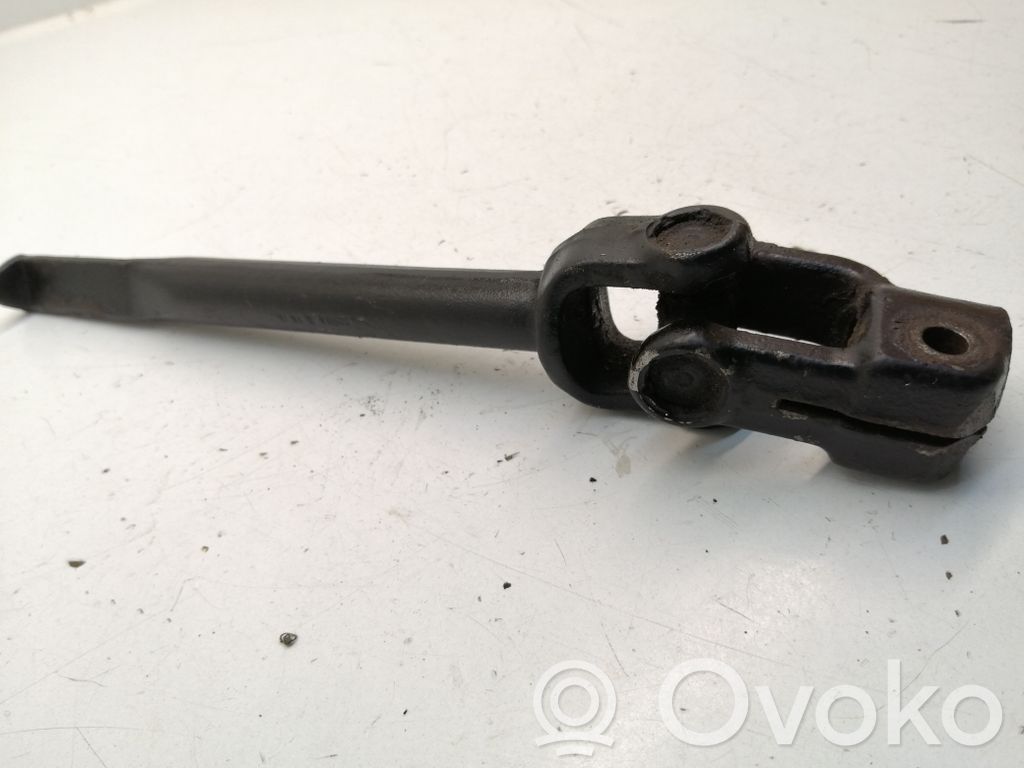 Steering column universal joint   92VB3K677EA