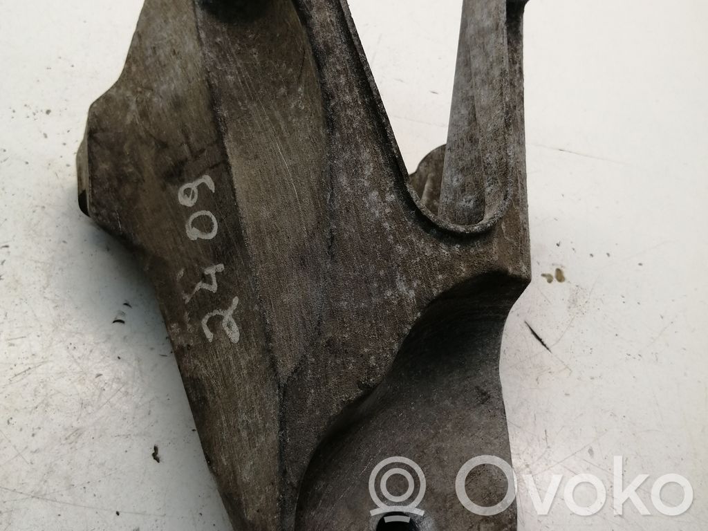 Ford Transit Engine mounting bracket 