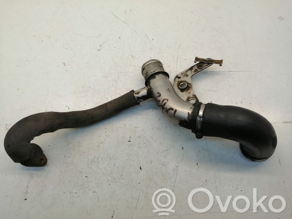 Ford Transit Caurulīte (-es) / šļūtene (-es) 