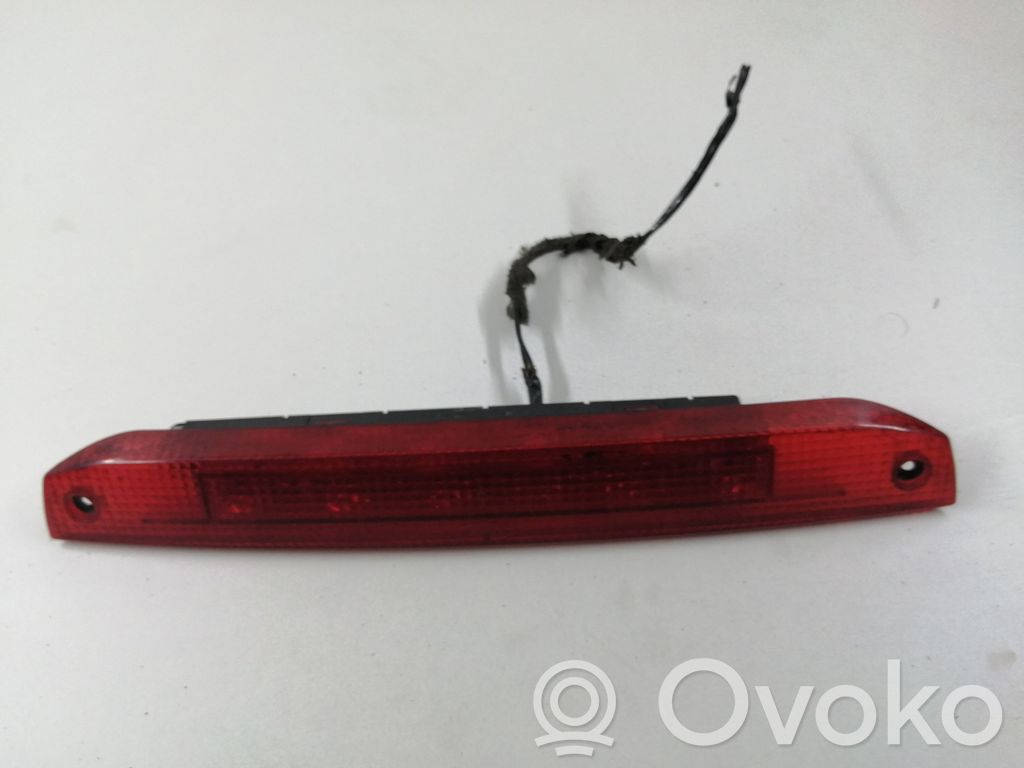 Ford Focus Galinis žibintas dangtyje 