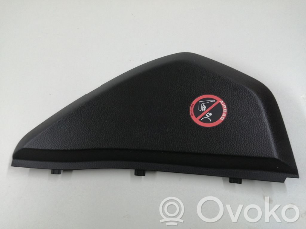 Nissan Qashqai Boczny element deski rozdzielczej 