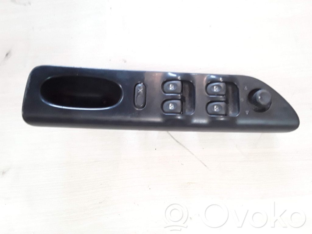 Renault Laguna I Electric window control switch 