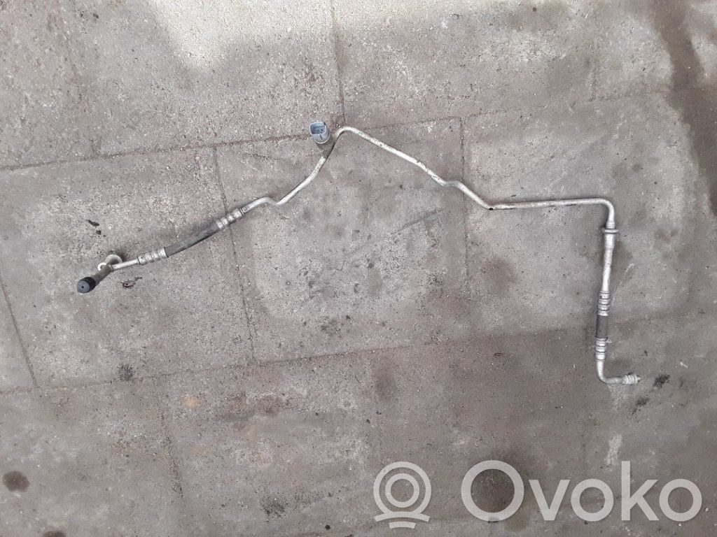 Air conditioning (A/C) pipe/hose