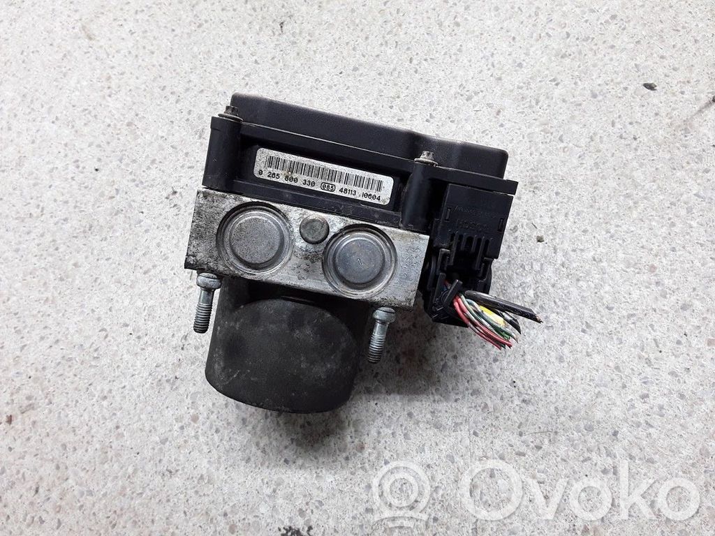 Nissan Almera N16 ABS control unit/module 