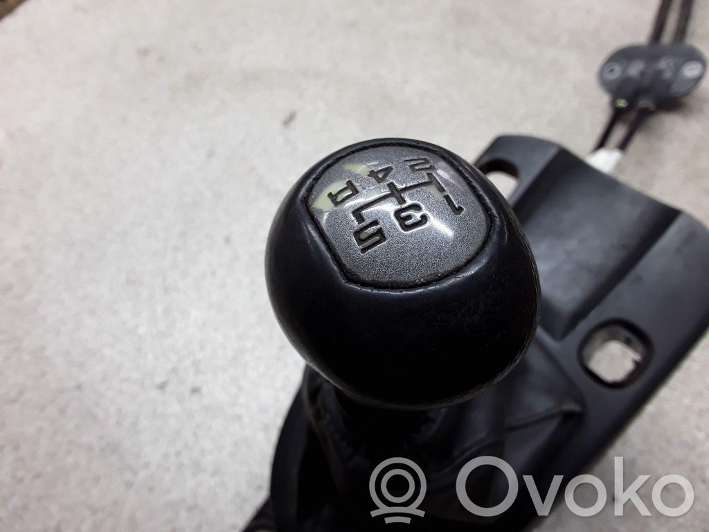 Ford Focus Gear shifter/selector 