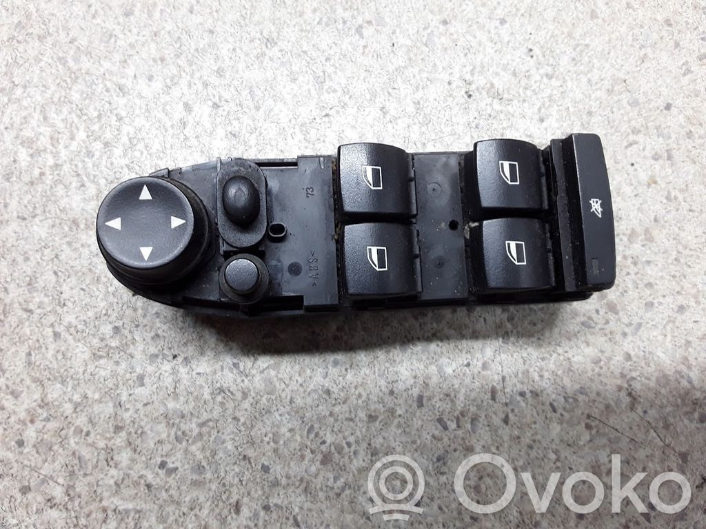 Electric window control switch   9218044