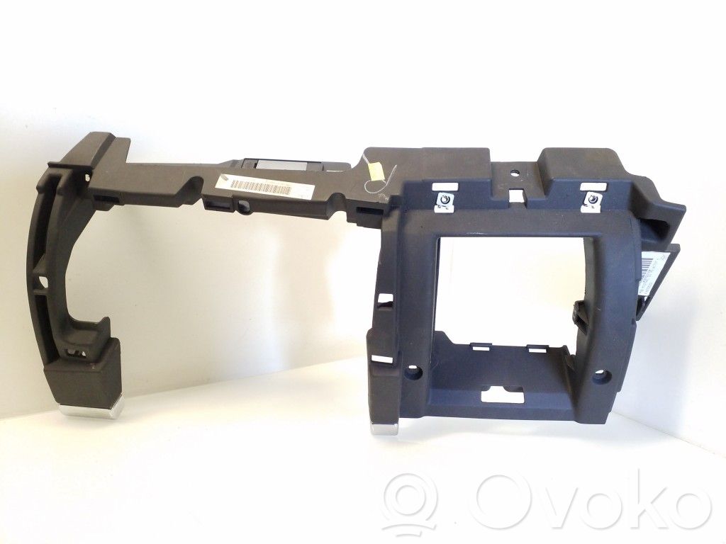Citroen C6 Kita panelės detalė 