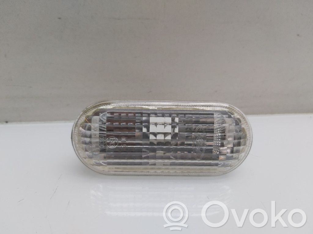 Front fender indicator light   4M5A13K309AA