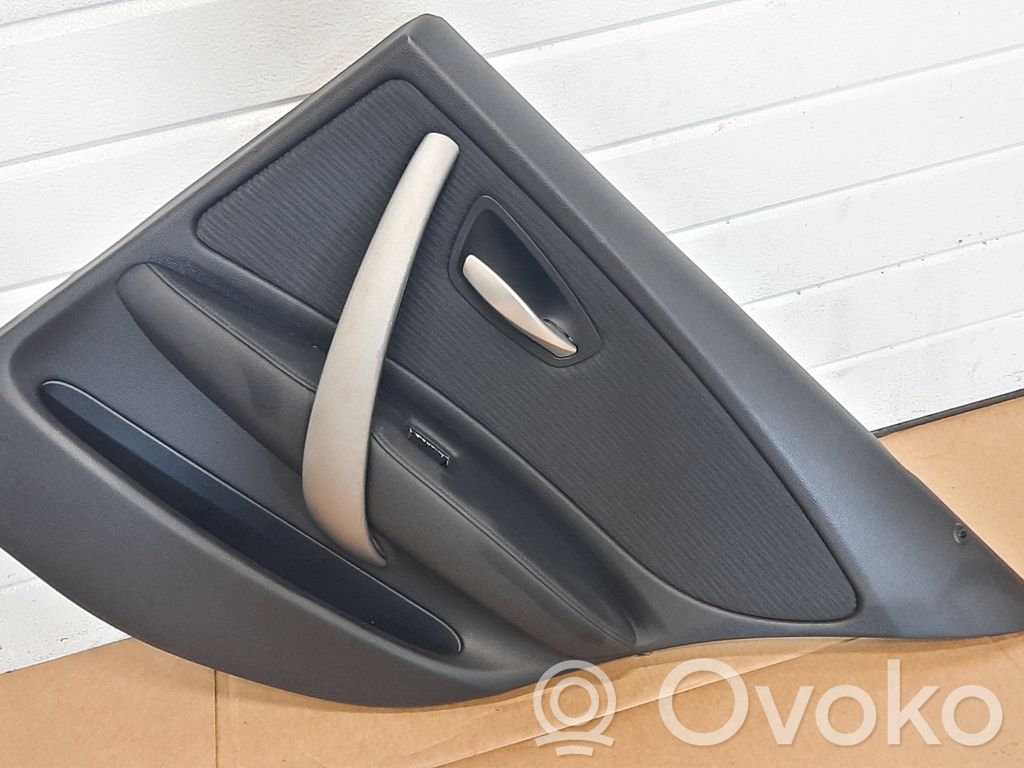 BMW 1 E81 E87 Apmušimas galinių durų (obšifke) 