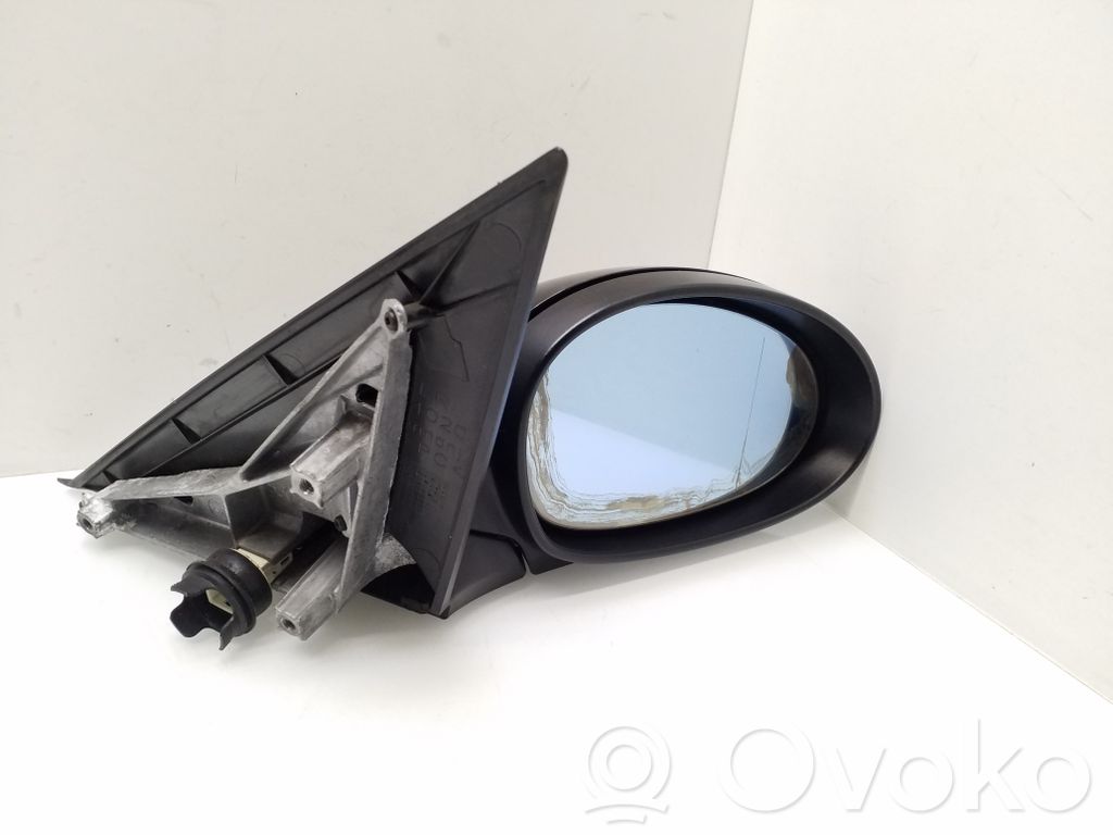 BMW 1 E81 E87 Front door electric wing mirror 